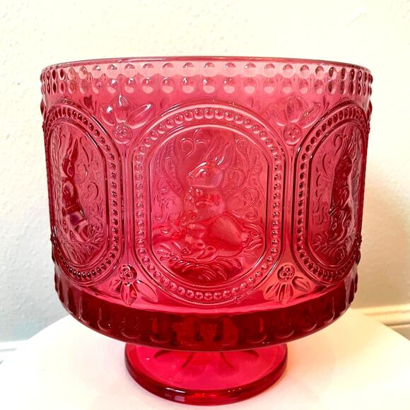 Embossed Bunnies Hobnail Large Heavy Trifle Hot Pink Pedestal Serving Bowl NEW - Picture 1 of 15